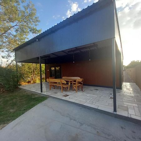 Rita Apartman & Studio Зренянин Экстерьер фото