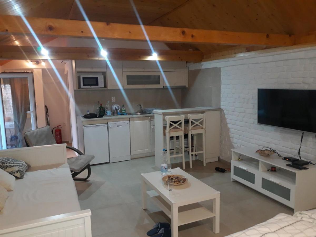 Rita Apartman & Studio Зренянин Экстерьер фото